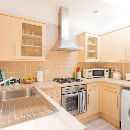 Spacious Split Level Flat In Great Location Portsmouth Eksteriør billede
