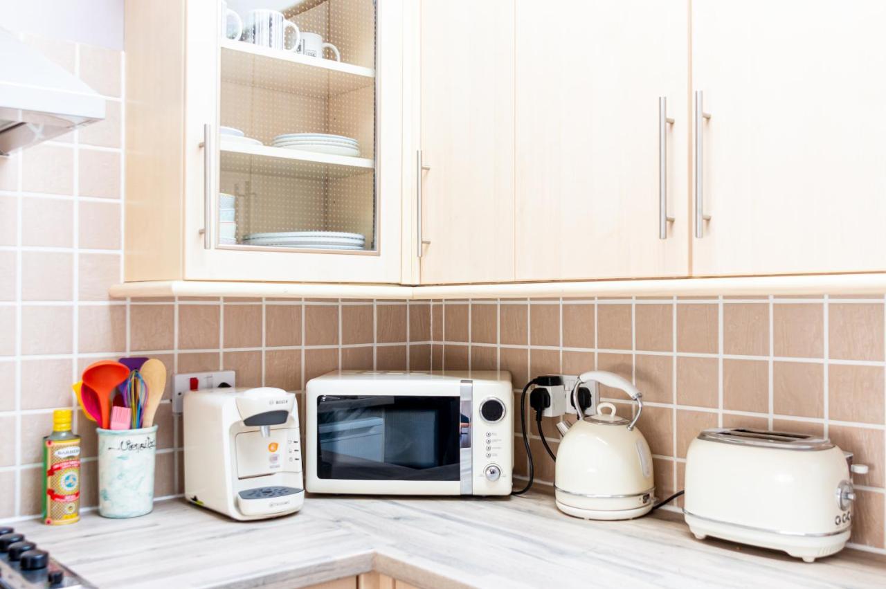 Spacious Split Level Flat In Great Location Portsmouth Eksteriør billede